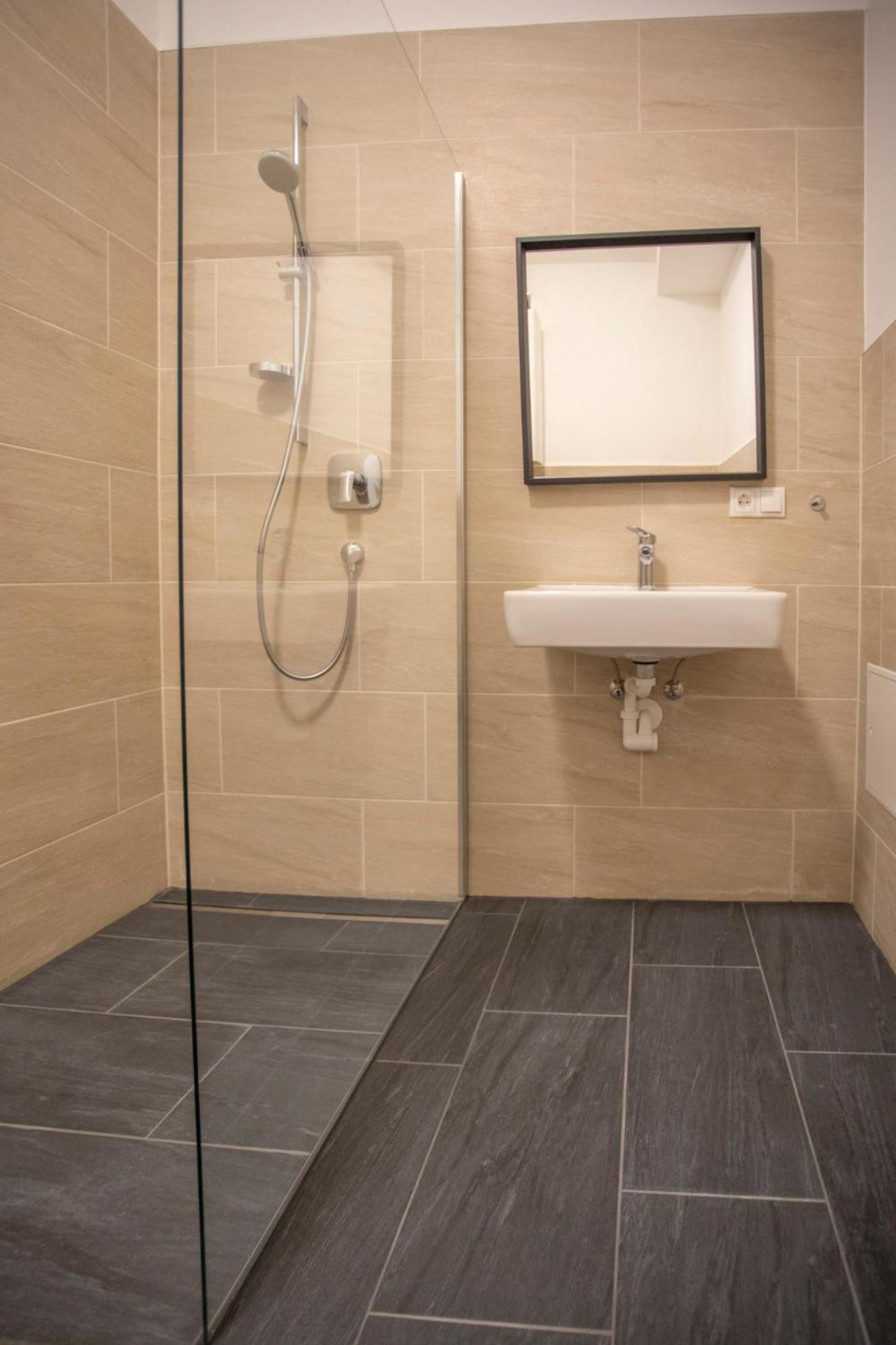 Innsbruck Urban Apartment I No Stairs I 24H Contactless Check-In Экстерьер фото