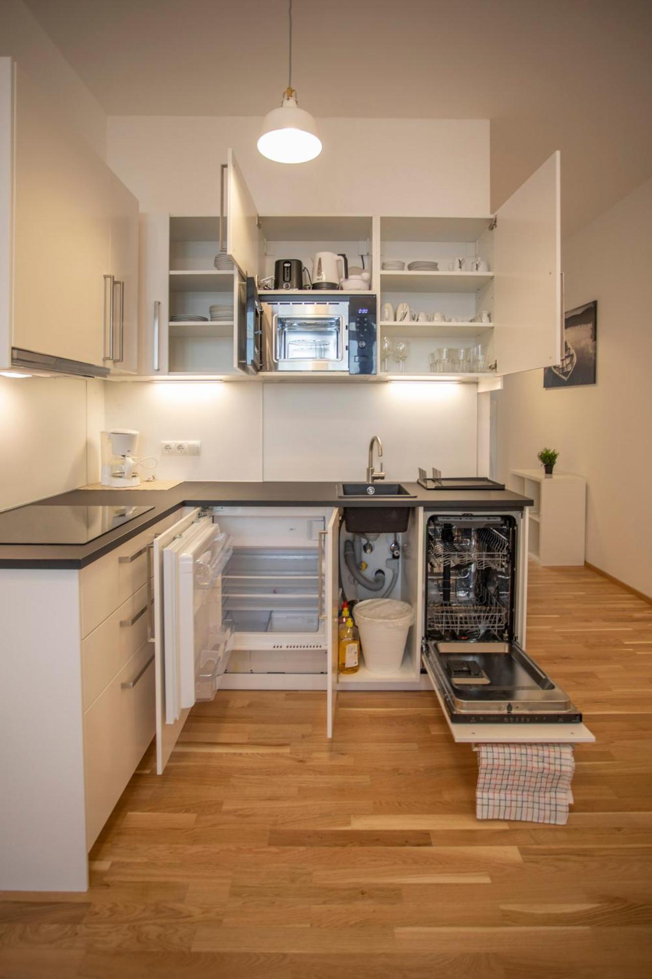 Innsbruck Urban Apartment I No Stairs I 24H Contactless Check-In Экстерьер фото